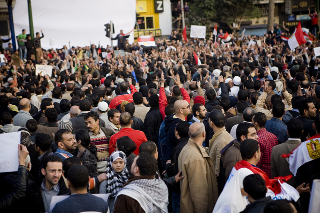 Tahrir
          Square ãíÏÇä ÇáÊÍÑíÑ